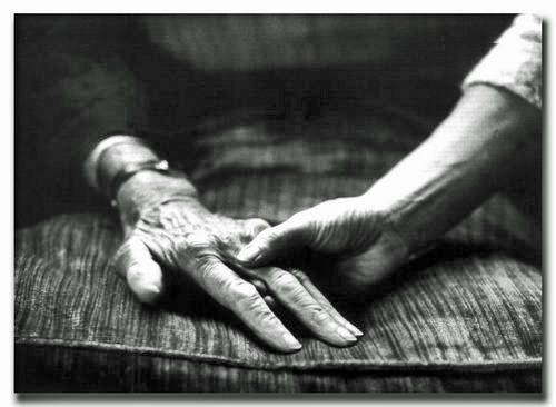 manos-de-ancianos