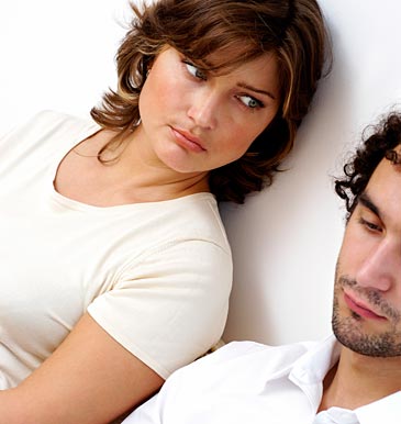 autoestima-pareja-reconciliandose